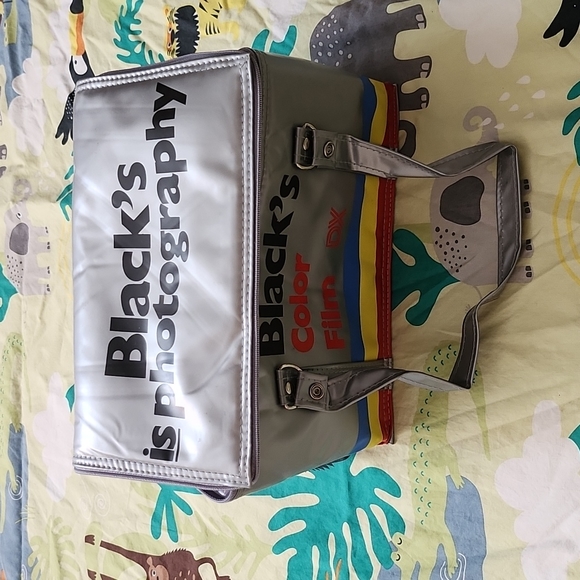 Black's Photography cooler - Picture 1 of 3